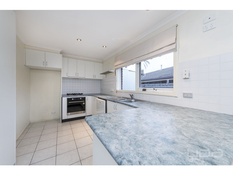 3 Brand Court, Melton South VIC 3338