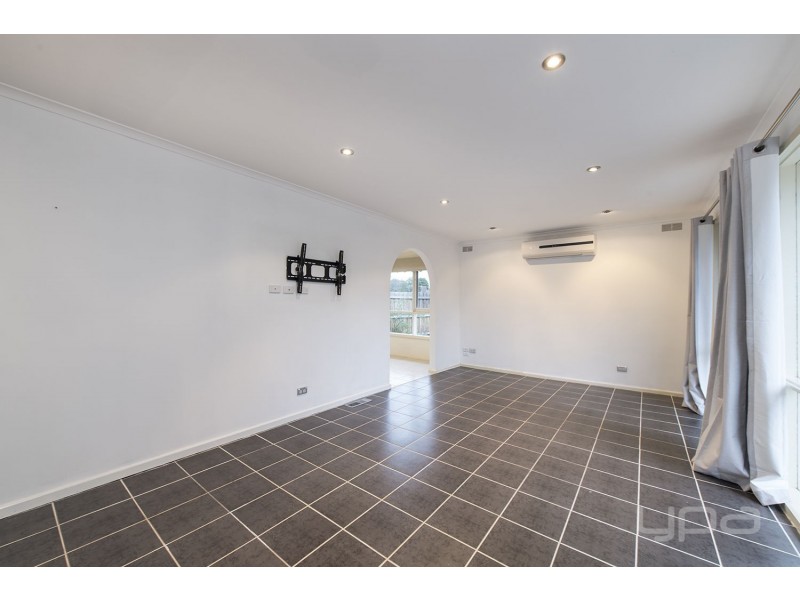 3 Brand Court, Melton South VIC 3338