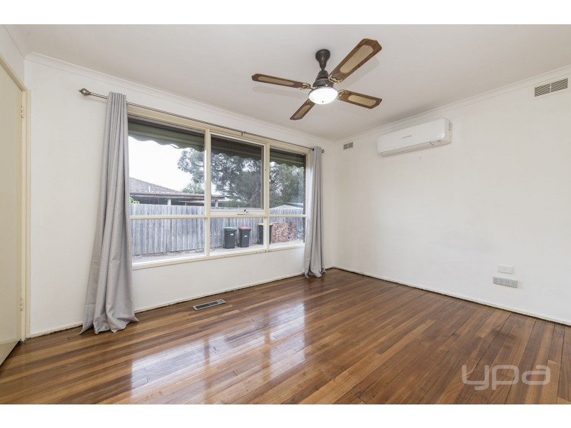 3 Brand Court, Melton South VIC 3338