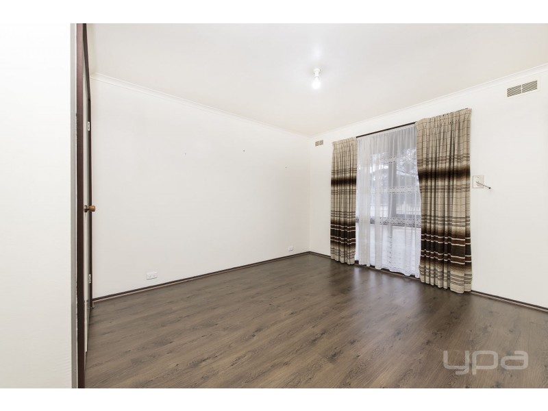 4 Northcott Street, Melton South VIC 3338