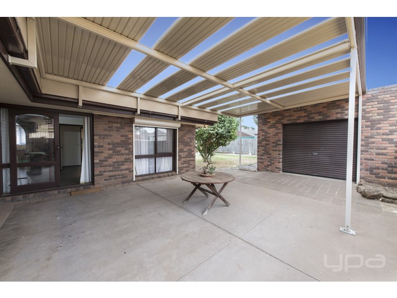 4 Northcott Street, Melton South VIC 3338