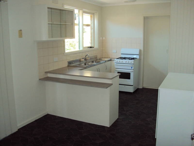 31 Neerim Street, Melton South VIC 3338