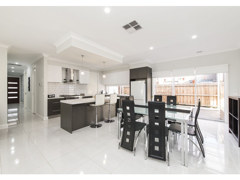 17 Aspera Street, Brookfield VIC 3338