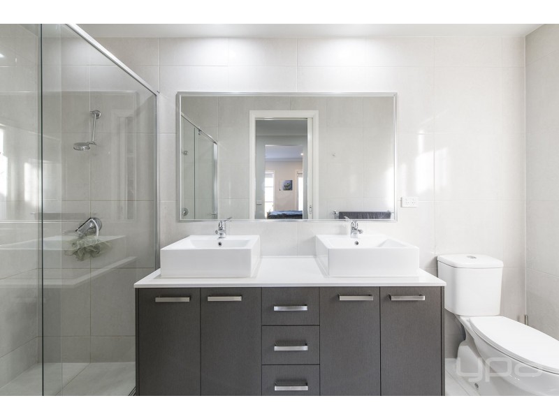 17 Aspera Street, Brookfield VIC 3338