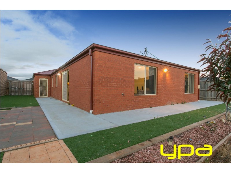 22 Citronelle Circuit, Brookfield VIC 3338