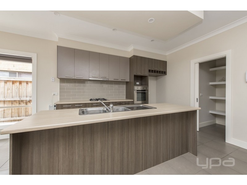 4 Acumin Street, Brookfield VIC 3338