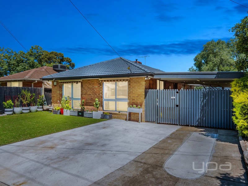 9 Acacia Crescent, Melton South VIC 3338