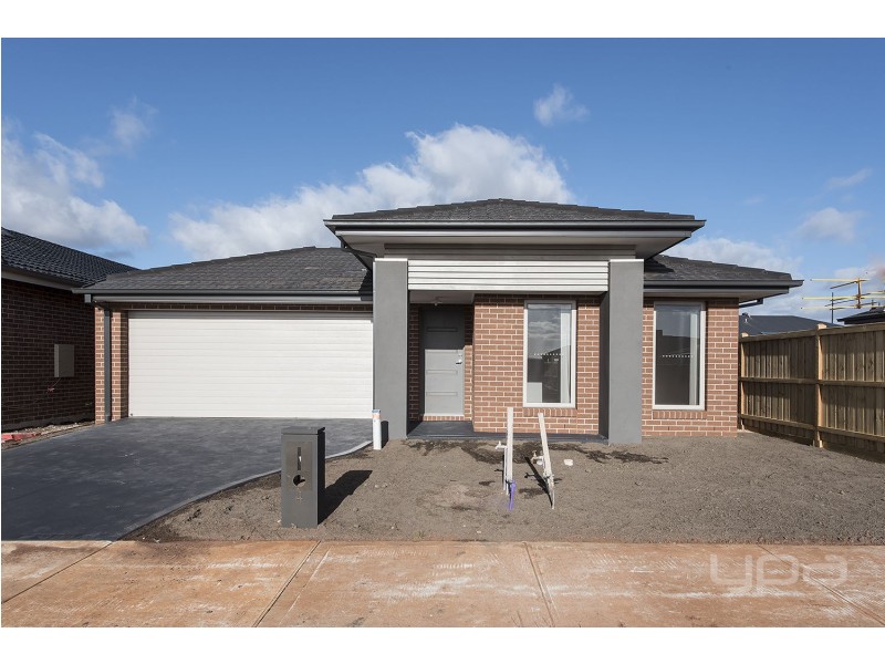 4 Horsley Street, Rockbank VIC 3335