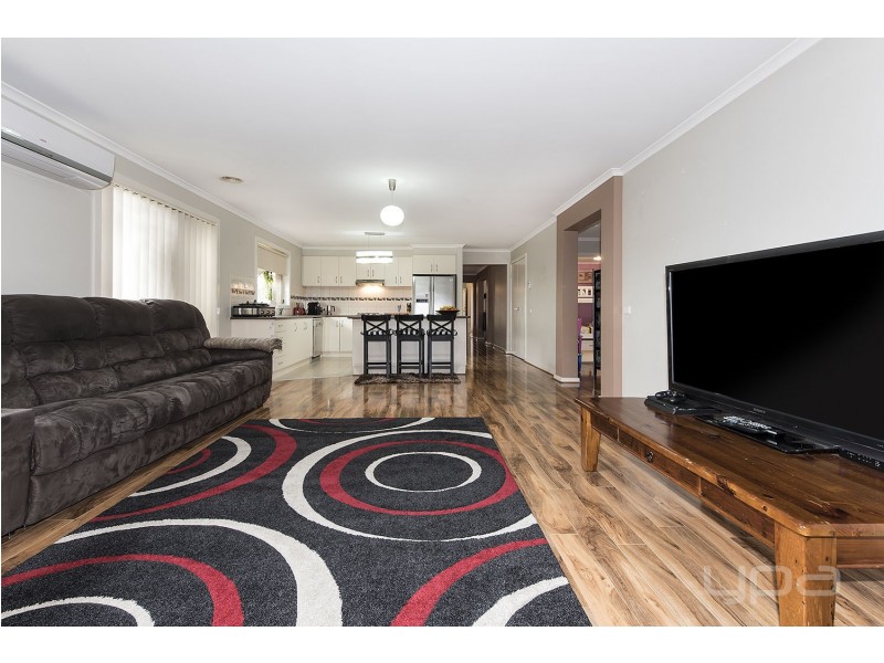 9 Black Knight Way, Kurunjang VIC 3337