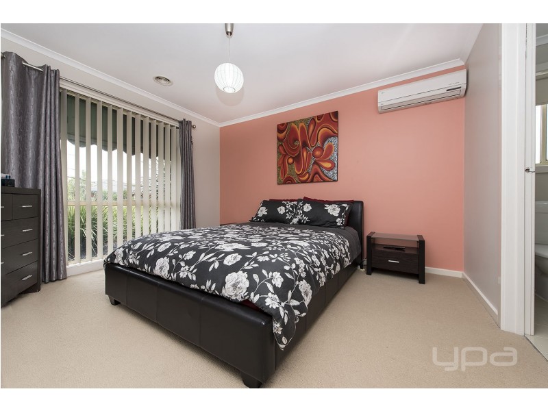 9 Black Knight Way, Kurunjang VIC 3337