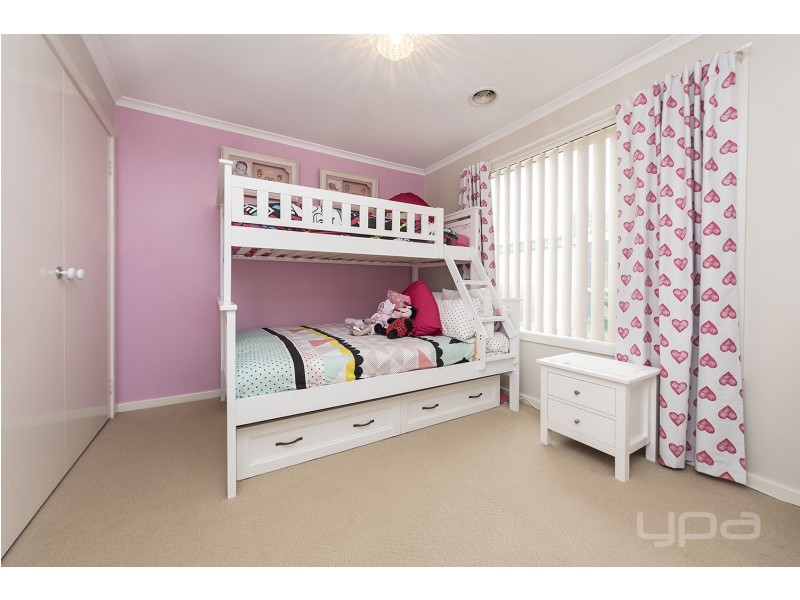 9 Black Knight Way, Kurunjang VIC 3337