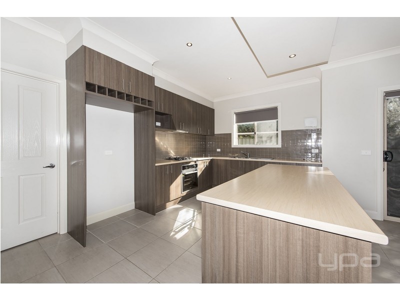 1/68 McBurnie Drive, Kurunjang VIC 3337