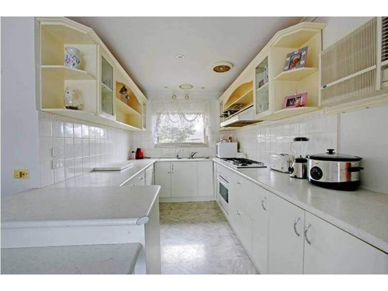 49 Argyll Circuit, Melton West VIC 3337