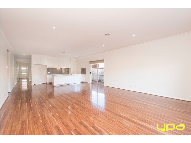 33 Nantha Way, Brookfield VIC 3338