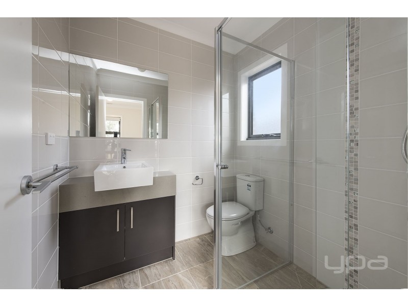 26 Licina Road, Brookfield VIC 3338