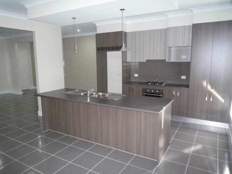 9 Finlay Avenue, Melton West VIC 3337