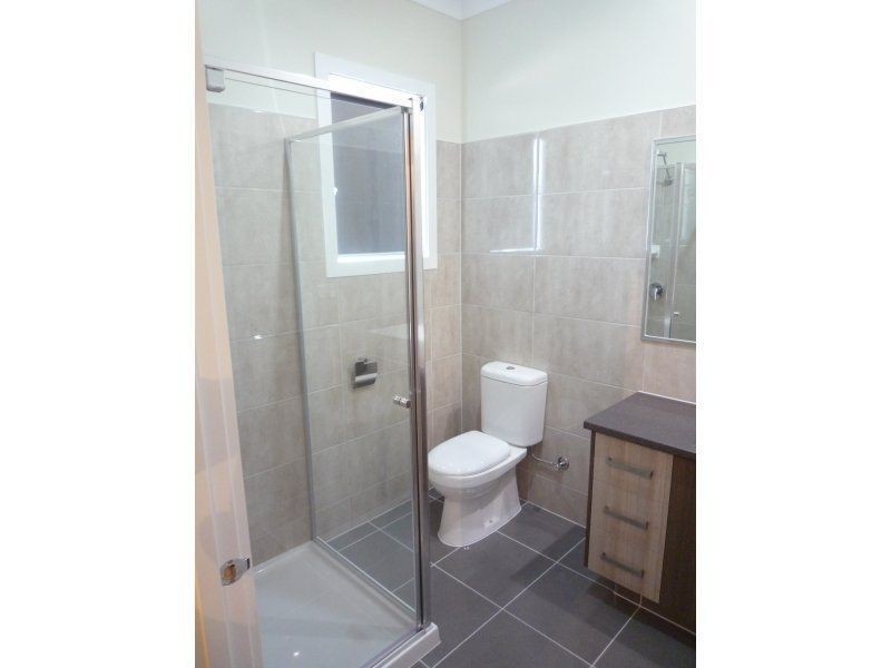 9 Finlay Avenue, Melton West VIC 3337