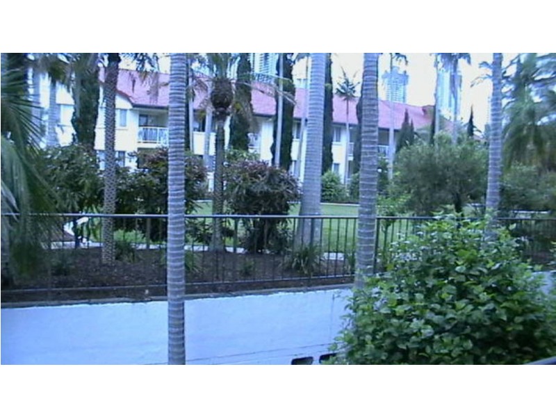 2/15 Peninsula Drive, Surfers Paradise QLD 4217