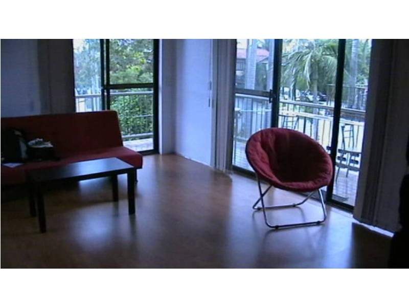 2/15 Peninsula Drive, Surfers Paradise QLD 4217