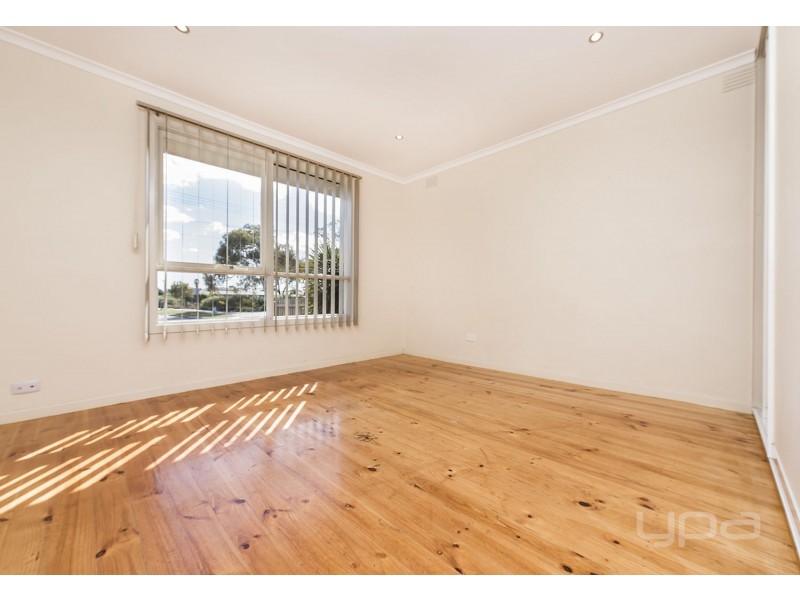 32 Scott Street, Melton VIC 3337