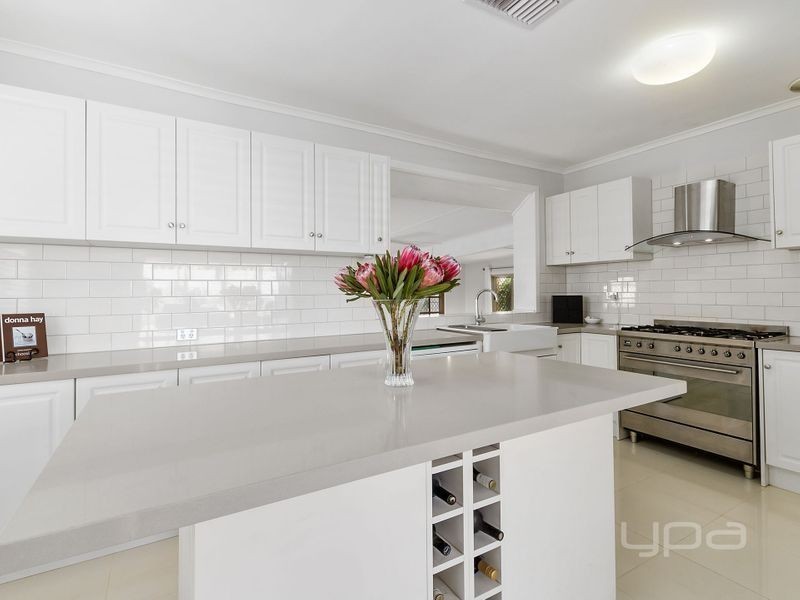 114 Exford Road, Melton South VIC 3338