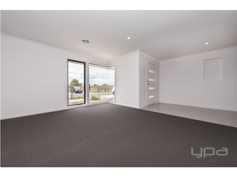 62 Turf Club Boulevard, Melton South VIC 3338