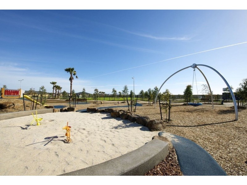 10/260-280 Sayers Road, Truganina VIC 3029