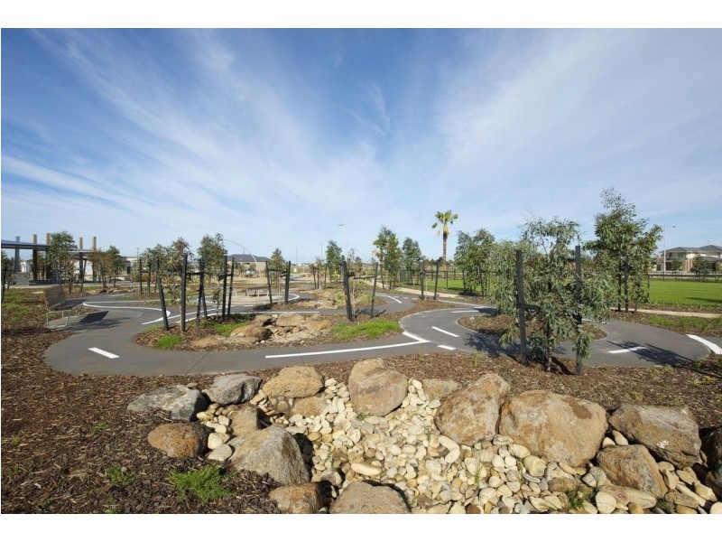 10/260-280 Sayers Road, Truganina VIC 3029