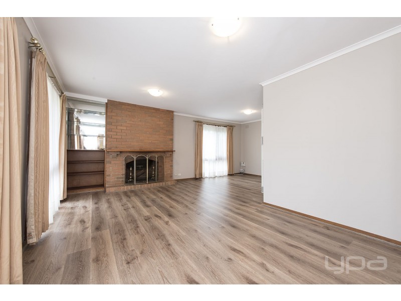 56 Campaspe Crescent, Brookfield VIC 3338