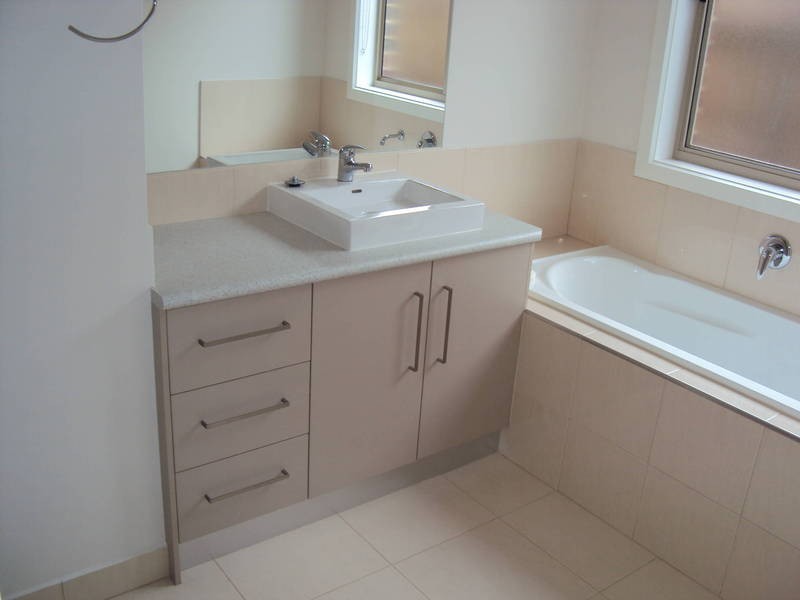 32 Wakefield Drive, Brookfield VIC 3338