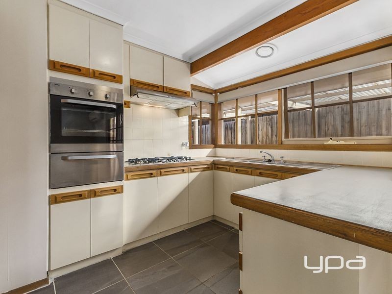 40 Pennyroyal Crescent, Kurunjang VIC 3337