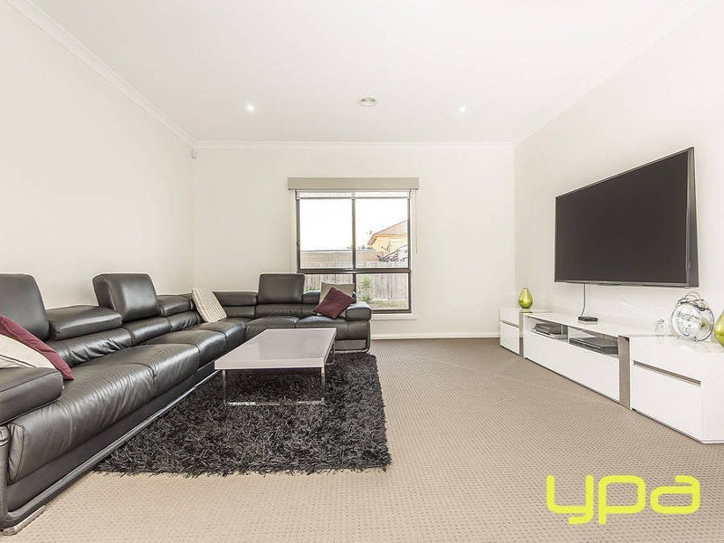 4 Carissa Road, Brookfield VIC 3338