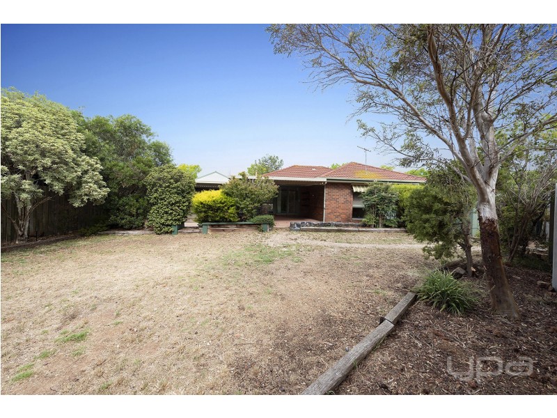 16 Narebar Court, Kurunjang VIC 3337