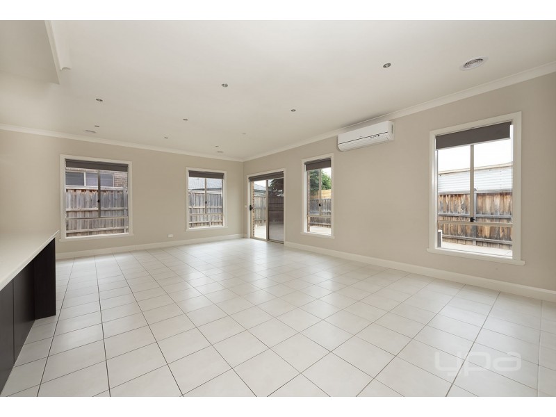 50 Gallery Avenue, Melton West VIC 3337