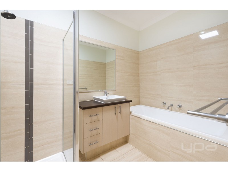 6 Blossom Avenue, Melton West VIC 3337