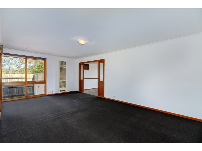 49 Centenary Avenue, Melton VIC 3337