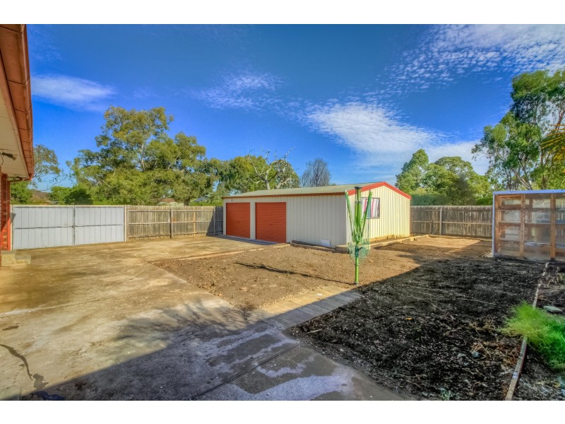 49 Centenary Avenue, Melton VIC 3337