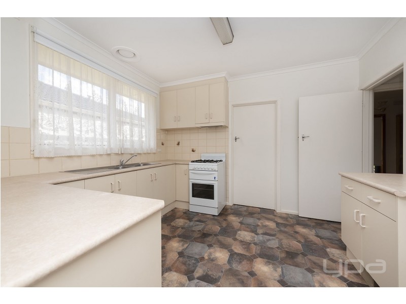 3 Robin Street, Melton VIC 3337