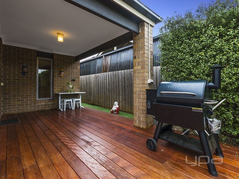 8 Poseidon Street, Kurunjang VIC 3337