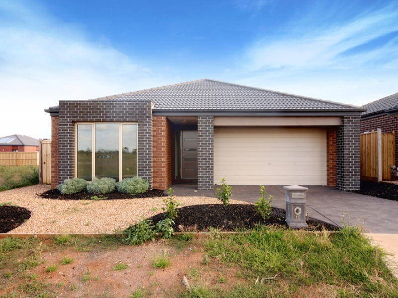 15 Pinrush Road, Brookfield VIC 3338