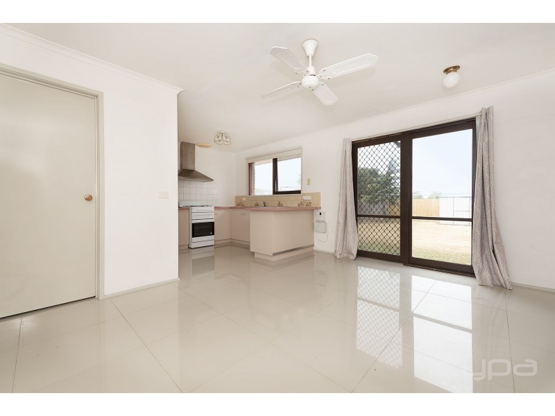 13 Harvey Street, Darley VIC 3340