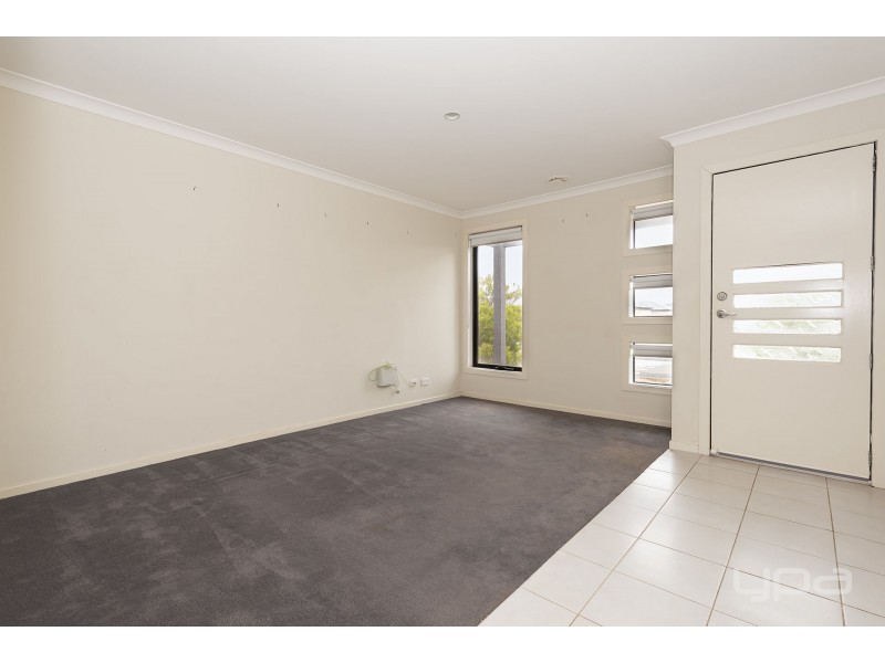 9 Spearfelt Street, Kurunjang VIC 3337