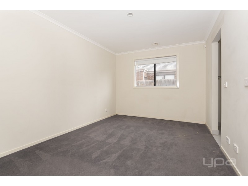 9 Spearfelt Street, Kurunjang VIC 3337