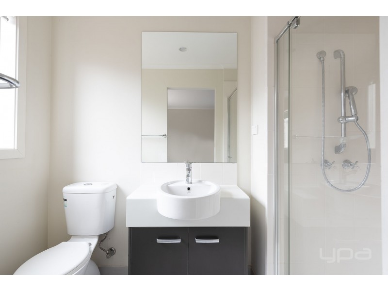 9 Spearfelt Street, Kurunjang VIC 3337