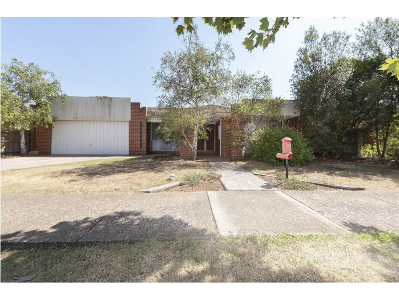 31 Darlingsford Boulevard, Melton VIC 3337