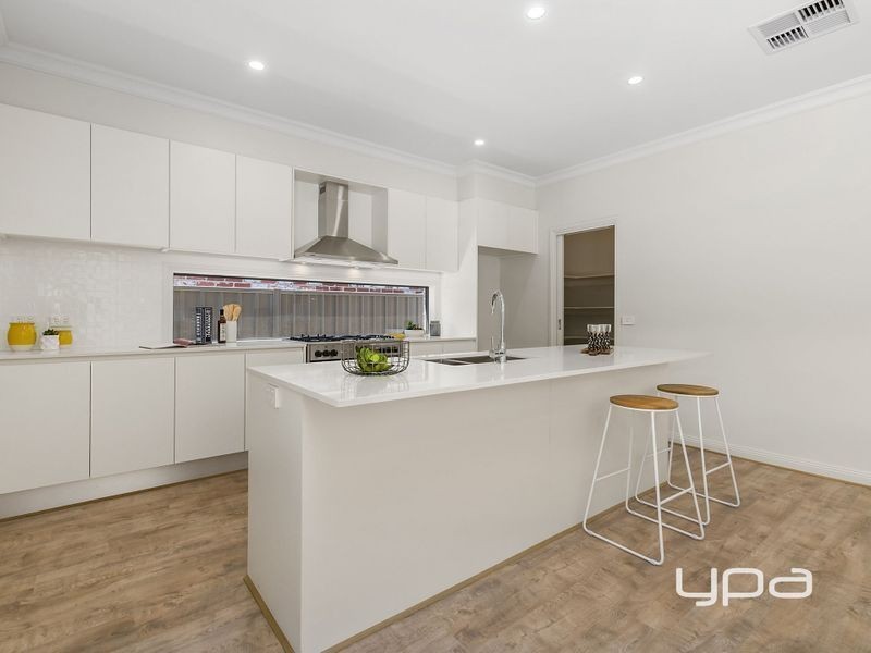 8B Steiglitz Street, Ballan VIC 3342