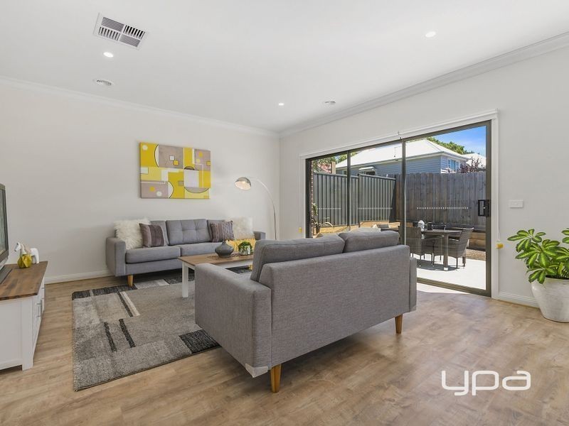 8B Steiglitz Street, Ballan VIC 3342