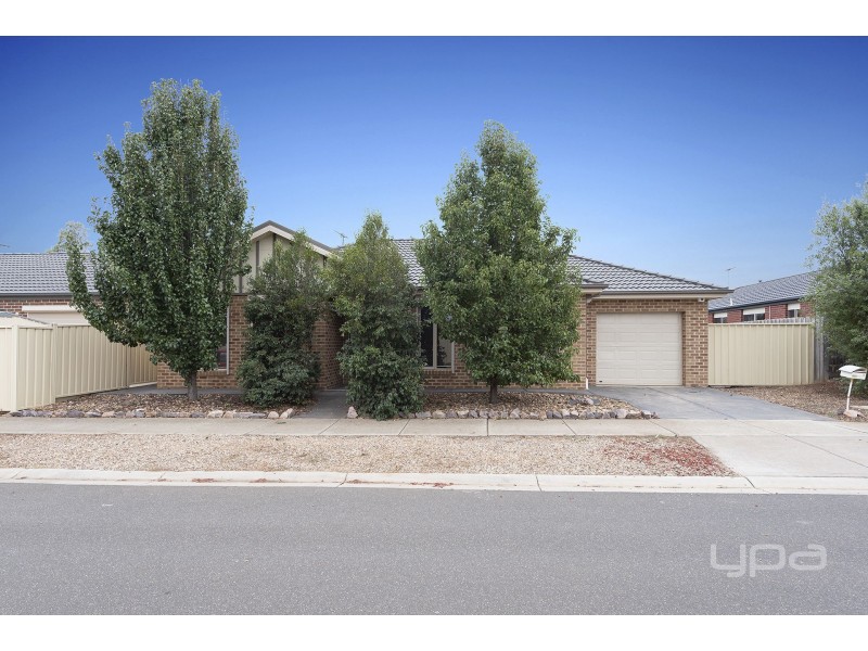 1 Claire Court, Kurunjang VIC 3337