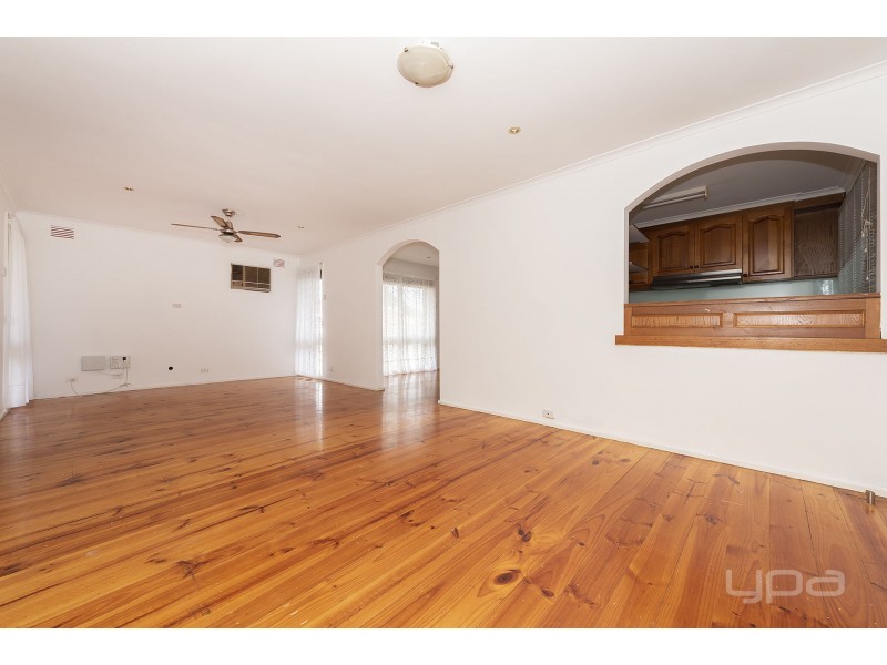 2 Lumea Place, Melton West VIC 3337