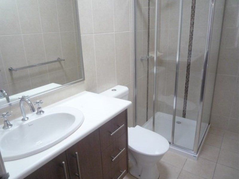 2/34 McBurnie Drive, Kurunjang VIC 3337